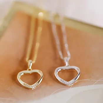 Bilde nummer 2 av Pan Jewelry, Hjertesmykke i 925 sølv med zirkonia